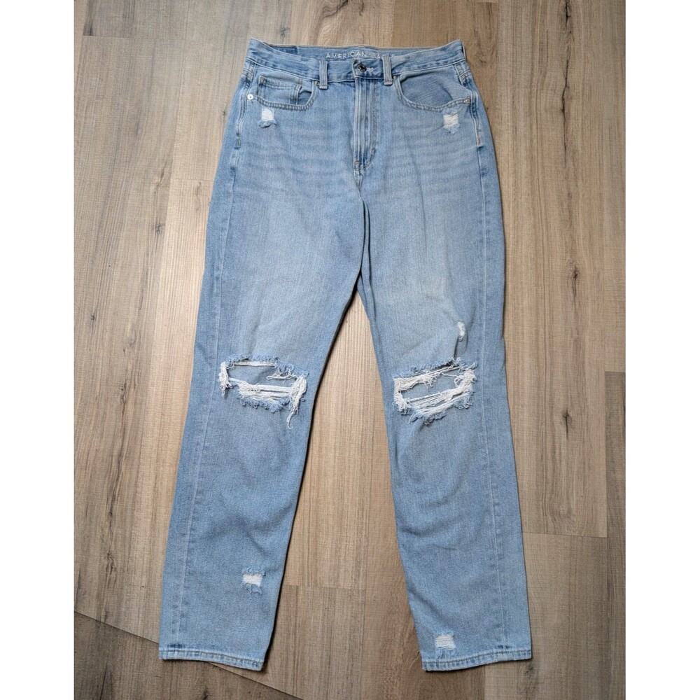American Eagle Size 6 Mom Jean Stretch Distressed Light Wash Streetwear 90s